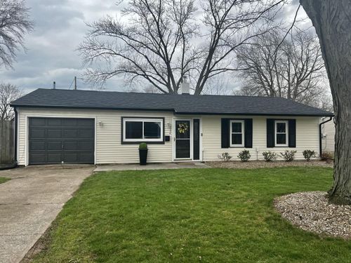 4904 Lisbon Cir, Sandusky, OH, 44870-5861 | Card Image