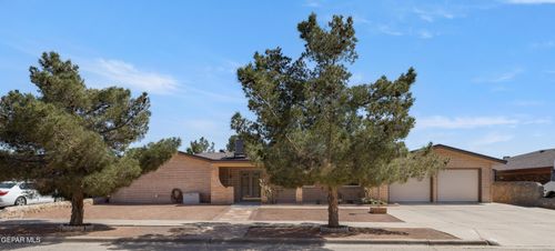 3706 Talent Way, Horizon City, TX, 79928-6404 | Card Image
