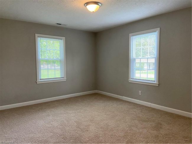 806 Graylyn Dr, House other with 2 bedrooms, 1 bathrooms and null parking in High Point NC | Image 5