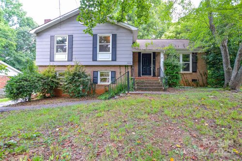 5008 Brooktree Dr, Charlotte, NC, 28208-1616 | Card Image