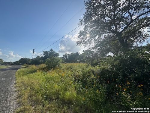 22711 Black Cherry, Elmendorf, TX, 78112-6231 | Card Image