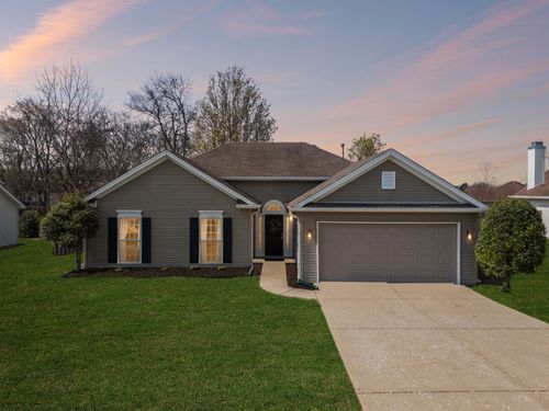 8273 Boone Trce, Nashville, TN, 37221-6540 | Card Image