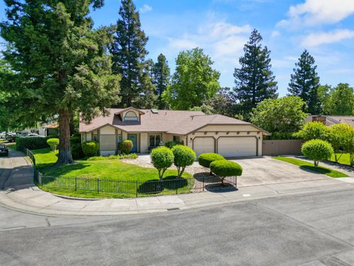 3200 Cloudview Dr, Sacramento, CA, 95833-2700 | Card Image