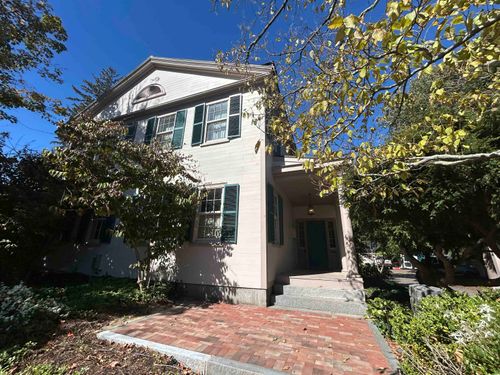 1-81 Front St, Exeter, NH, 03833-2722 | Card Image