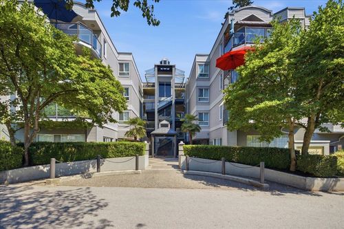 303-2250 Se Marine Dr, Vancouver, BC, V5P2S2 | Card Image