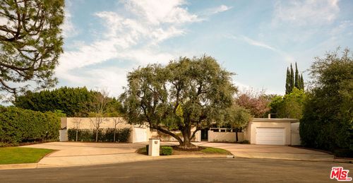 5050 Andasol Avenue, Encino, CA, 91316 | Card Image