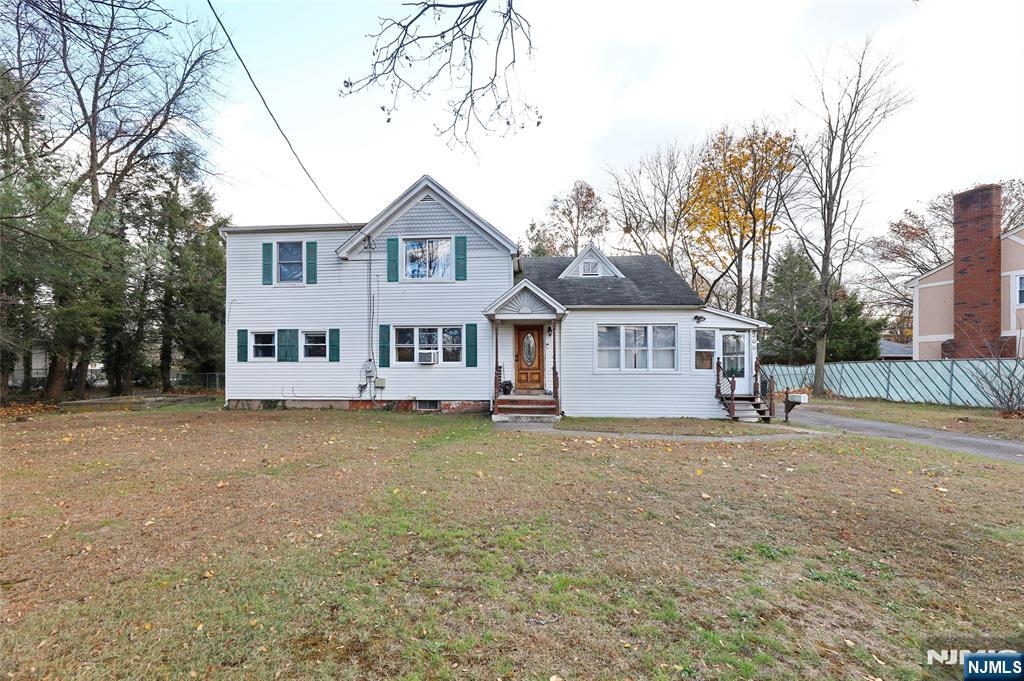 Residential in Paramus 2