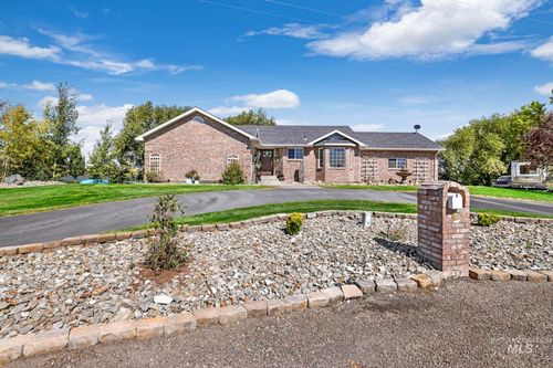 450 W 90 N, Burley, ID, 83318-5043 | Card Image