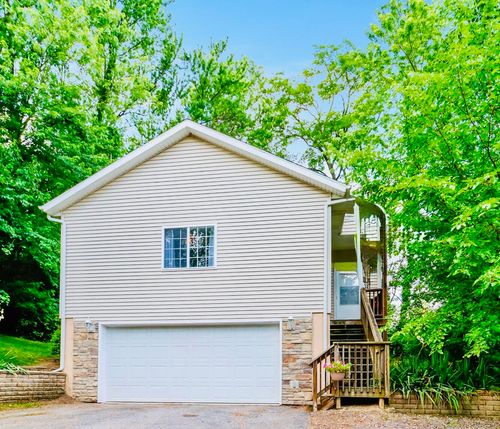 4015 Sumac Rd, Valparaiso, IN, 46383 | Card Image