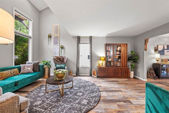 7018 Franklin Rd, House other with 4 bedrooms, 4 bathrooms and 2 parking in Seven Fields Boro PA | Image 7