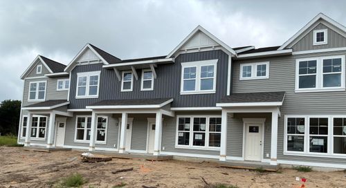 16-6114 Spring Lake Dr, Spring Lake, MI, 49456 | Card Image