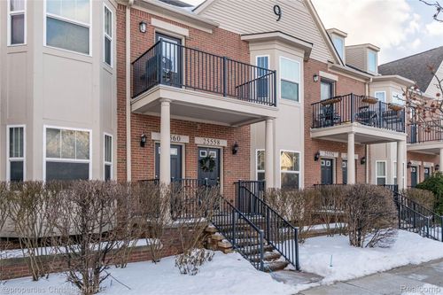 25558 Portico Ln, Novi, MI, 48375-1860 | Card Image