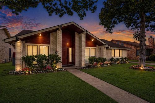 8611 Humphreys Dr, Houston, TX, 77083-6034 | Card Image