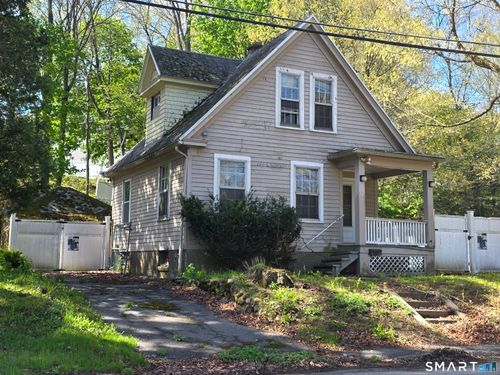 84 Nottingham Ter, Waterbury, CT, 06704-1920 | Card Image