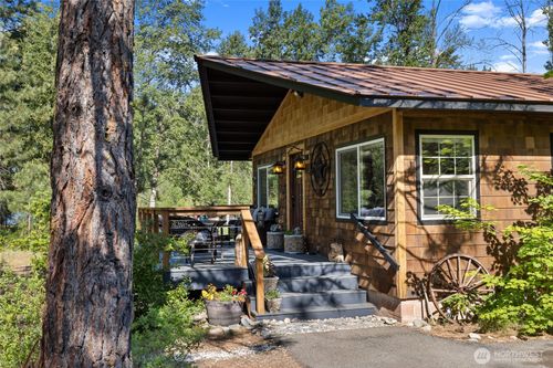 971 Mcdonald Rd, Cle Elum, WA, 98922-8933 | Card Image
