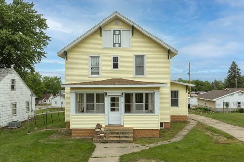 206 4th St, Victor, IA, 52347-7723 | Card Image