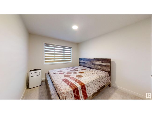 9468 Pear Cres Sw, House other with 3 bedrooms, 3 bathrooms and null parking in Edmonton AB | Image 32