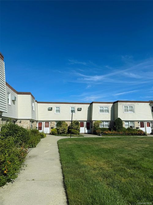 15b-15 Harrison Ave, Amityville, NY, 11701-2430 | Card Image