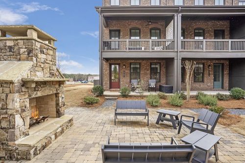 6785 Pippin Walk, Alpharetta, GA, 30005-2446 | Card Image