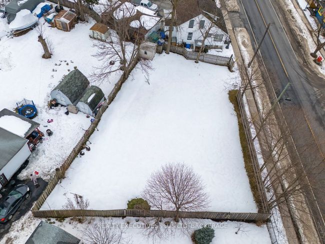 7977 Portage Rd, Home with 0 bedrooms, 0 bathrooms and null parking in Niagara Falls ON | Image 7