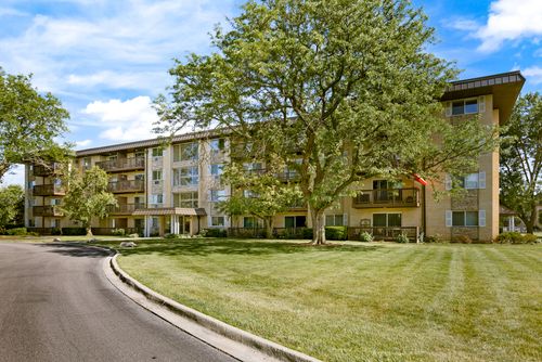 178-2214 S Goebbert Rd, Arlington Heights, IL, 60005-4253 | Card Image