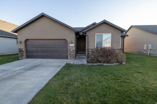 472 E 640 S, Vernal, UT, 84078-4476 | Card Image