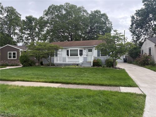 340 Hickory Dr, Berea, OH, 44017-1056 | Card Image