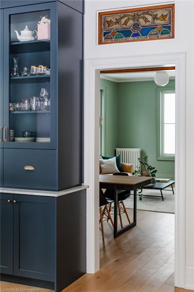 45 Park St W, House other with 6 bedrooms, 4 bathrooms and 4 parking in Dundas ON | Image 11