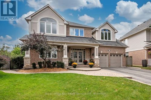 894 Chambers Pl, Milton, ON, L9T6A5 | Card Image