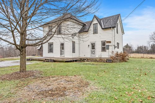 338 Burridge Rd, Godfrey, ON, K0H1T0 | Card Image