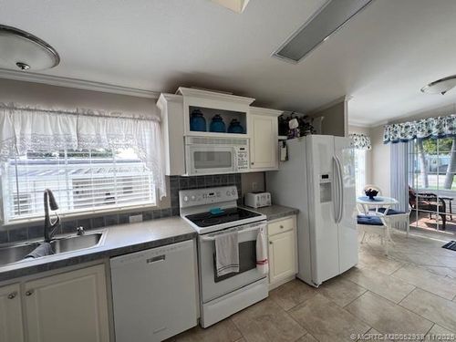 6120 Holly Ln, Lantana, FL, 33462-2185 | Card Image