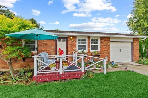 211 N Grant St, Christiansburg, OH, 45389 | Card Image