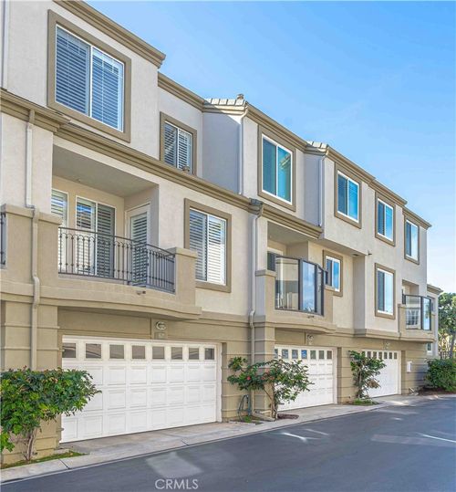 19271 Surfview Dr, Huntington Beach, CA, 92648 | Card Image