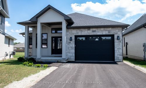 157 Jack'S Way, Wellington North, ON, N0G2L4 | Card Image