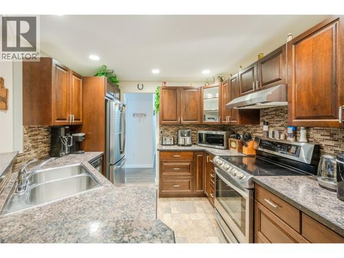 216-337 Mckinney Rd, Oliver, BC, V0H1T3 | Card Image
