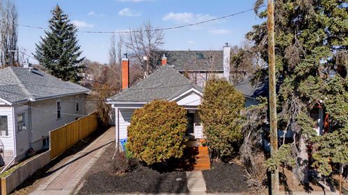 1815 4 St Nw, Calgary, AB, T2M2Z3 | Card Image
