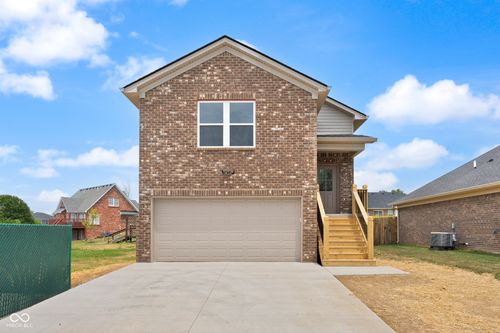 6409 Sunset Loop, Charlestown, IN, 47111-7705 | Card Image