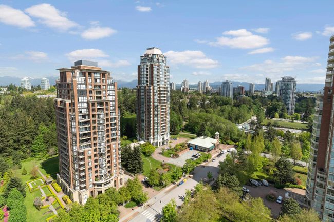 2101 - 7368 Sandborne Avenue, Condo with 2 bedrooms, 2 bathrooms and 2 parking in Burnaby BC | Image 24