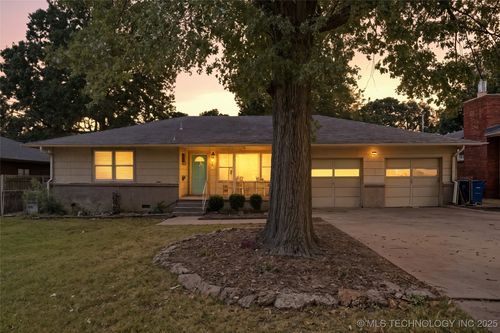 3618 S Pittsburg Ave, Tulsa, OK, 74135-2216 | Card Image