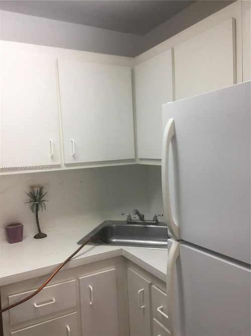 apt-d7-9229 Sw 87th Ave, Miami, FL, 33176-2442 | Card Image