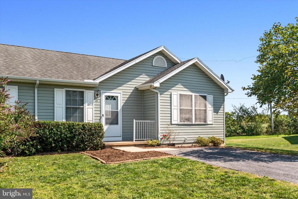 Disciple Ln, Inwood, WV 25428