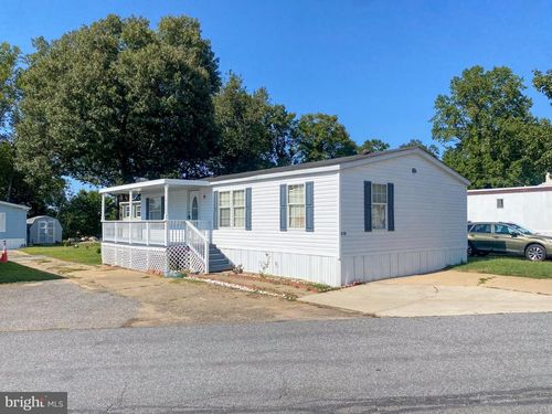 210 5th St, LOTHIAN, MD, 20711-9521 | Card Image