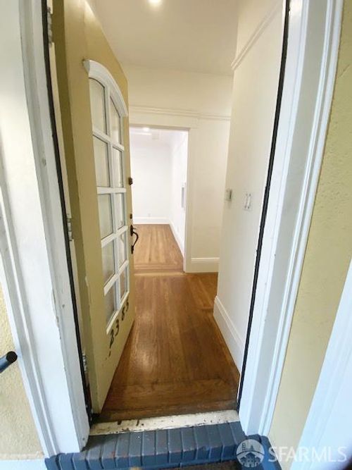 2385 18th Avenue, San Francisco, CA, 94116 | Card Image