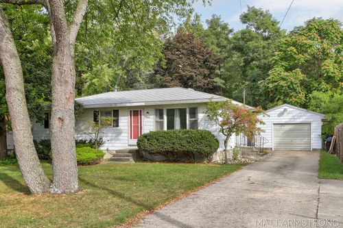 1454 Airport Rd, Norton Shores, MI, 49444-4216 | Card Image