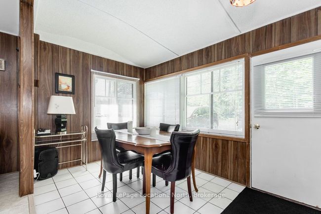 1981 Tiny Beaches Rd N, House other with 3 bedrooms, 1 bathrooms and 2 parking in Tiny ON | Image 4