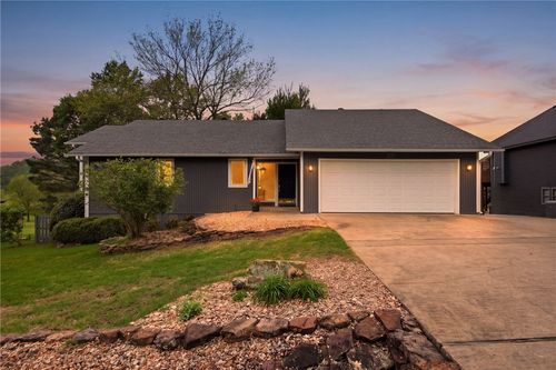 25 Dalton Dr, Bella Vista, AR, 72714-3139 | Card Image