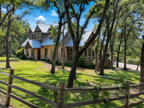 1100 Crazy Horse Trl, Burleson, TX, 76028-7844 | Card Image
