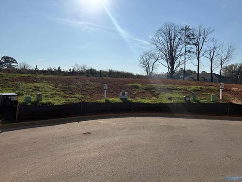 105 Ayers Spring Rd, New Market, AL, 35761-5209 | Card Image