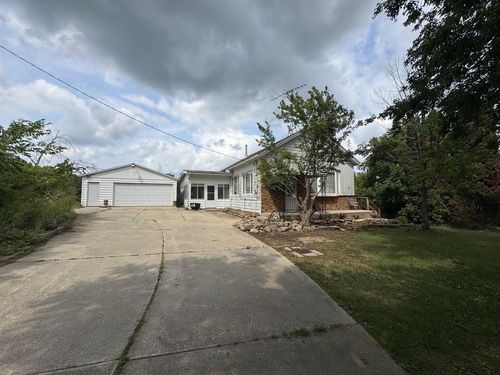 W6324 Iliff Rd, Monroe, WI, 53566-9280 | Card Image