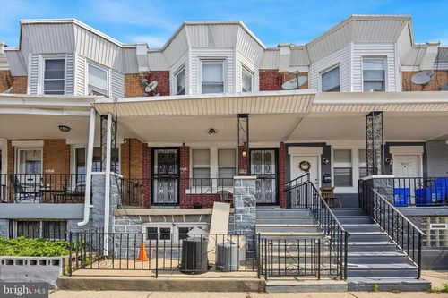 5713 Pine St, PHILADELPHIA, PA, 19143-1215 | Card Image